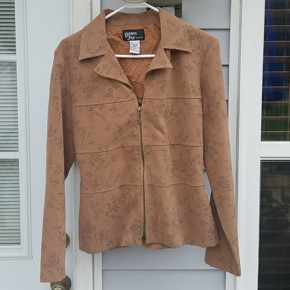 Pretty, Lightweight, Zip Up Jacket! - image 1